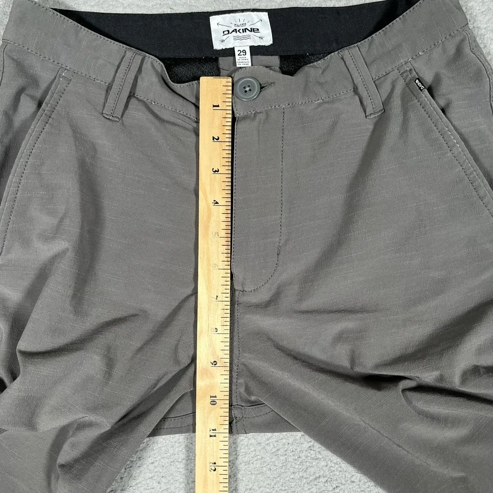 Dakine Shorts Mens 29 Gray Amphibian Hybrid‎ Chino Quick Dry Casual Preppy Logo